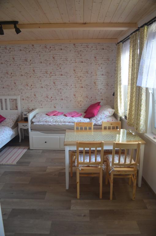 Ubytovani U Muzea Hracek Lednice Bagian luar foto